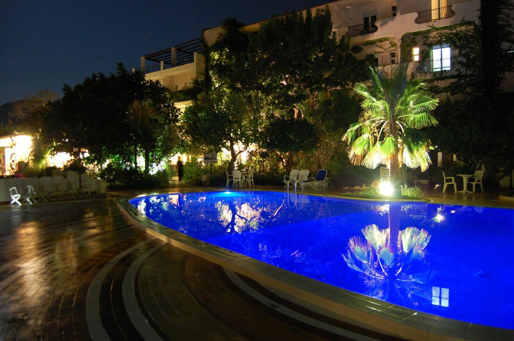 Hotel Giardino Sul Mare Lipari  Exterior foto